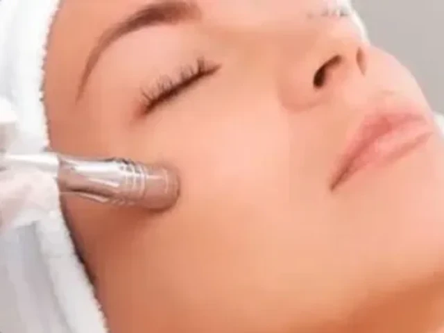 Dermapen Facial y Corporal IT Pharma en Madrid - Microneedling