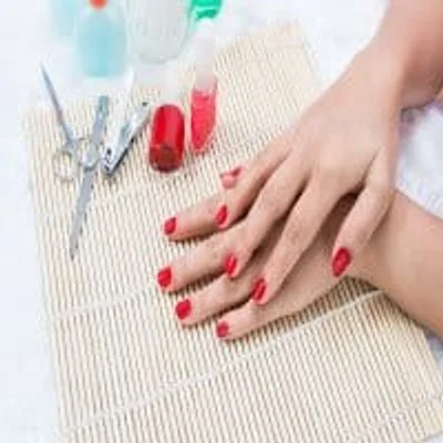 Retirar esmalte semipermanente Shellac sin dañar la uña
