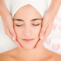 Bono facial 4 más 1 de regalo Bienestar Chic